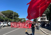 25 aprile, cortei in tutta Italia: momenti di tensione a Roma – Diretta