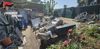 Curtatone, discarica abusiva nel cortile di casa: area sequestrata, denunciato 53enne