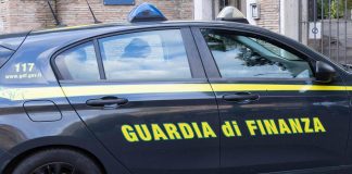 Milano, smantellato giro di escort di lusso: calciatori di Serie A tra i clienti