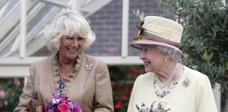 Camilla e il ricordo di Elisabetta II: “Si ritagliò un ruolo tutto suo in un mondo di uomini”