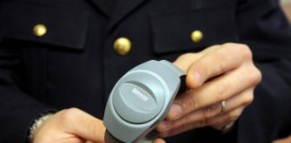 Braccialetti elettronici, linee guida: Commissione su femminicidio approva relazione
