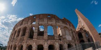 Far west dei biglietti del Colosseo, la denuncia delle guide turistiche contro il ‘secondary ticketing’