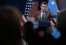 Iran, Hegseth: “Europa smetta conferenze su Hormuz e si metta in mare”