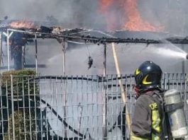 Incendio a Pellaloco di Roverbella: distrutto un ricovero attrezzi