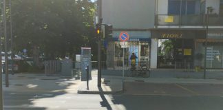 Segnaletica poco visibile e semafori spenti: allarme sicurezza tra i residenti di Valletta Paiolo