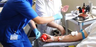 Sangue solo da donatori non vaccinati, è boom di richieste e negli Usa scatta l’alert