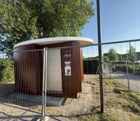 Parco Te, installati i nuovi bagni pubblici: a breve saranno operativi