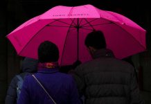 Giù le temperature, dopo il caldo arriva la pioggia: le previsioni meteo