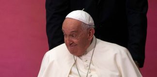 Un anno senza Bergoglio, Papa Leone: “Raccogliamo la sua eredità, promuoviamo la fratellanza”