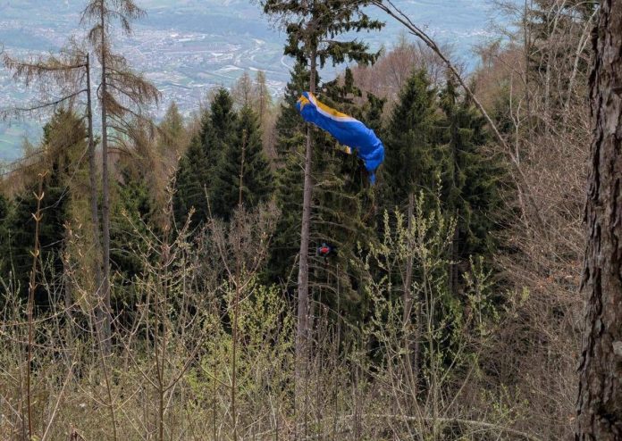 parapendio_sospesa_foto_cnsas
