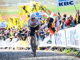 Pogacar pigliatutto, trionfa al Giro delle Fiandre per la terza volta