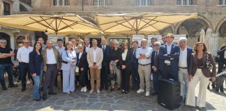 Fratelli d’Italia presenta la squadra: “gruppo eterogeneo e motivato”. Lavoro e infrastrutture le priorità