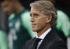Italia, Mancini si ‘sfila’ da corsa a ct: “Prossima domanda?”