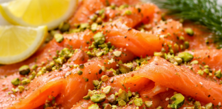 Lidl richiama il salmone affumicato per rischio Listeria, il Ministero: “non consumatelo”