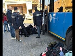Blitz dei Carabinieri a Ostiglia tra scuole e stazione: hashish scoperto dai cani antidroga