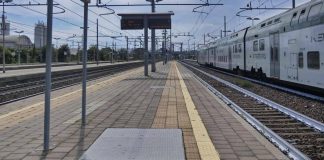 Scioperi maggio 2026, il calendario completo: bus, treni, aerei, sanità e scuola
