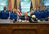 Usa-Iran, Trump: “Avanti tutta con blocco navale”. Teheran: “Vuole strangolarci”