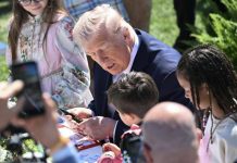 Trump e le discussioni con i bambini: “Ho 51 anni, Melania è un’attrice”