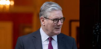 Regno Unito, batosta per i labour alle amministrative ma Starmer “va avanti”