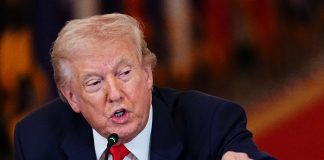 Iran, Trump “Il cessate il fuoco è un malato terminale in terapia intensiva”