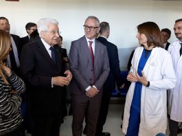 Mattarella a medici ospedale di Modena “Grazie per quello che fate”