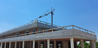 Ex Lido di Castiglione, avanti i lavori: negozi, servizi e nuove abitazioni