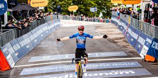 Vingegaard vince il tappone di Pila e veste la maglia rosa al Giro2026