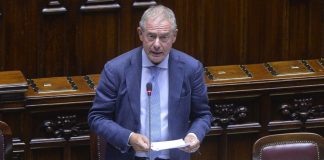 Sbloccato il Dpcm Automotive, Urso “Sostegno per la transizione industriale”