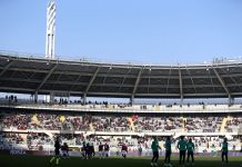 Scontri a Torino e tifoso Juve in ospedale, il derby inizia un’ora dopo