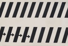 Intesa Sanpaolo celebra 50 anni di presenza in Lussemburgo con l’arte di Kounellis