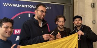 Cannabis fumata in pubblico a Mantova: l’azione di disobbedienza dei Radicali