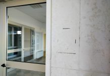 Porto, sparita la targa di Berlinguer al Centro Servizi di Bancole. Pd: “venga ripristinata”
