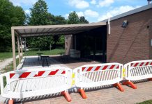 Nuova pergo-tenda al Bar Ecole di Suzzara per migliorare gli spazi esterni