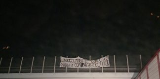 Contestazioni a Mantova contro Food&Science: striscioni, accuse e controfestival antispecista