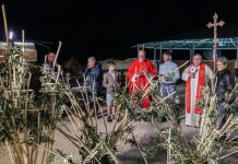 Villa Poma rinnova l’antico rito della benedizione delle croci