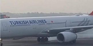 Aereo prende fuoco dopo atterraggio a Kathmandu in Nepal