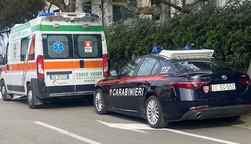 Borgo Virgilio, precipita dal tetto della stalla: operaio 49enne finisce al Poma