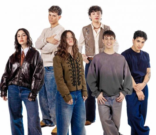Amici, chi sono i cinque finalisti: tre ballerini, due cantanti