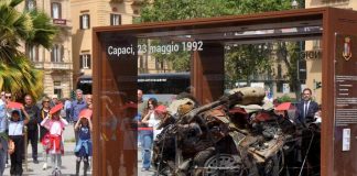 Capaci, 34 anni fa la strage: studenti, avvocati e magistrati insieme per non dimenticare