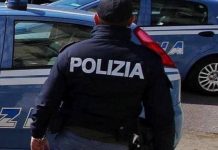 Inseguimento a Ostia, auto in fuga dalla polizia investe due ragazze