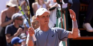 Roland Garros, Cinà-De Jong e lo ‘strano’ ritardo per l’inizio del match: cos’è successo a Parigi