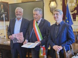 Bozzolo, Del Bono visita i luoghi mazzolariani e incontra i sindaci per il raddoppio