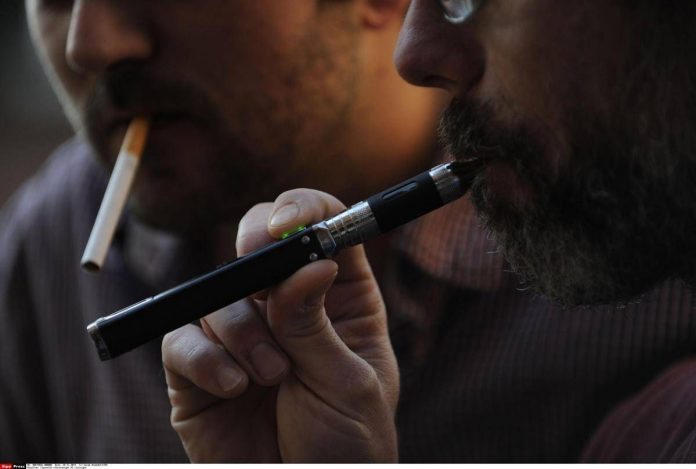 e-cig_vs_classic_cigarette