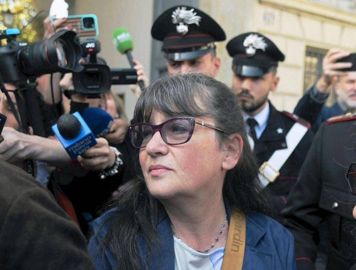 garlasco_sempio_mamma_caserma_fg_ipa