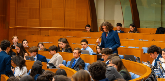 Lum, sessione regionale del Parlamento europeo giovani