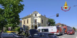 Ostiglia, scontro tra due auto: due bimbi di 3 anni in ospedale