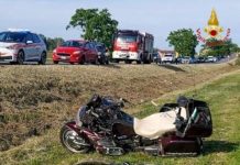Bagnolo, motocicletta esce di strada: feriti un uomo e una donna