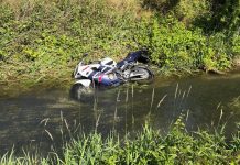Cerlongo, moto nel fosso dopo un sorpasso: 74enne finisce al Poma