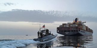 Iran-Usa, alta tensione nello Stretto di Hormuz. Teheran: “Violata la tregua”