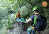 Precipita in un dirupo e finisce nel torrente, morto escursionista